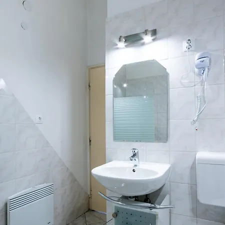 Very - Simple - Easy Sleep * Budapest