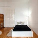 Very - Simple - Easy Sleep Budapest
