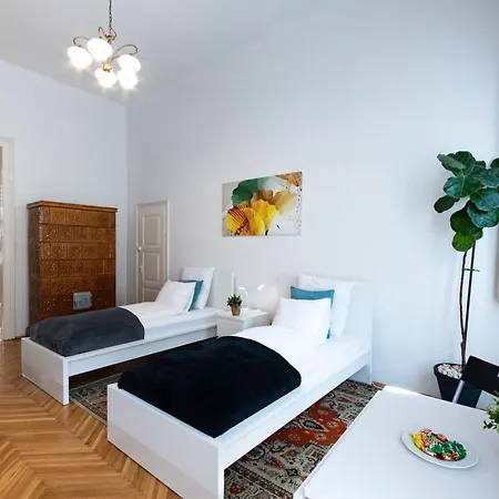 Lejlighed Very - Simple - Easy Sleep Budapest